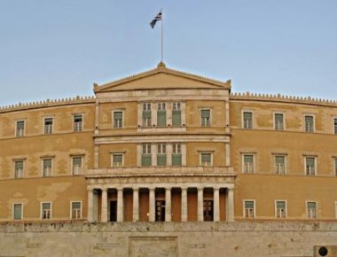 Ενστάσεις από το Επιστημονικό Συμβούλιο της Βουλής για το κοινωνικό μέρισμα